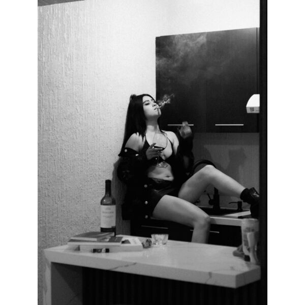 14  1 of 1  Thumbnail